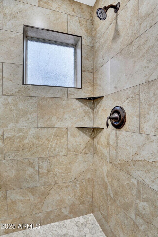 Building Photo - 1414 W Coral Reef Dr