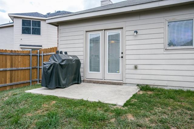 Building Photo - 8633 Star Thistle Dr