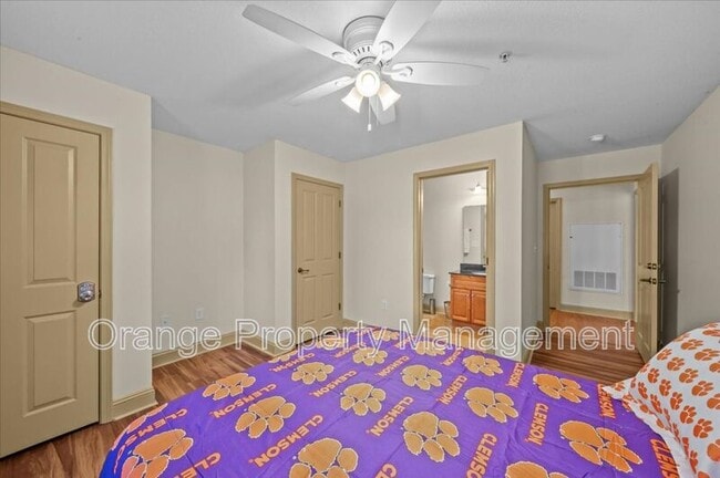 Building Photo - 1613 Muscovy Wy