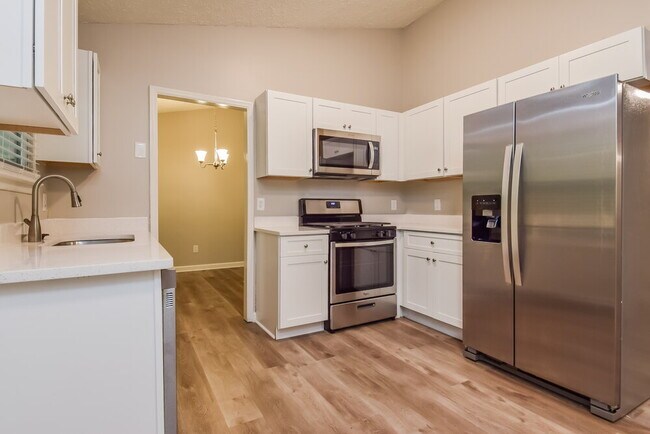 Building Photo - 1443 Devon Mill Way