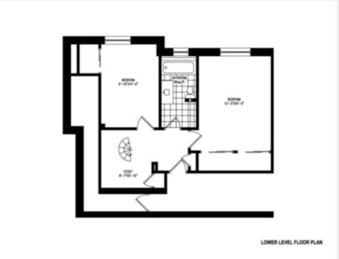 Building Photo - 462 Park Dr