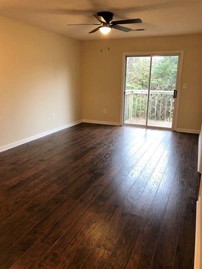 Building Photo - 700 Simpson Rd