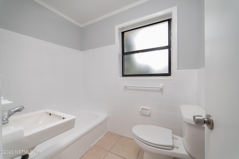 Building Photo - 1212 Kennerly Rd