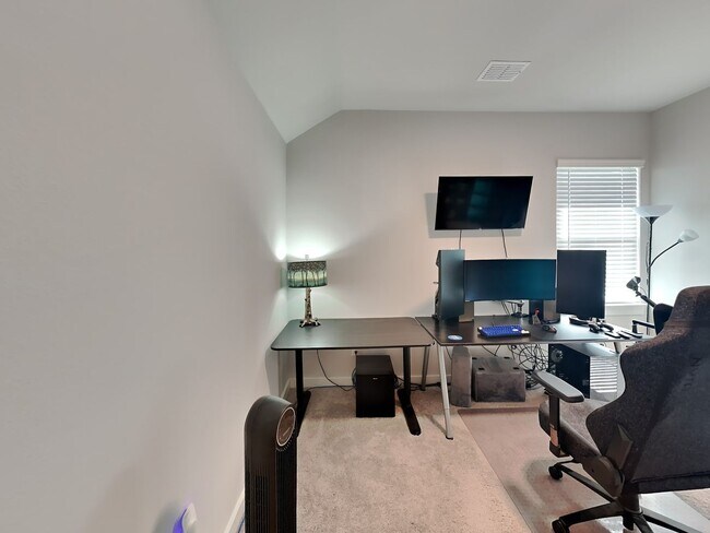 Building Photo - LIKE NEW HOME BUILT IN 2024 IN HIGHLY SOUGHT AFTER MADERO ADDITION IN HASLET