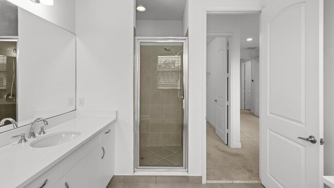 Building Photo - 6919 Pines Cir