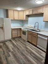 Building Photo - 1133 Bingham Ave