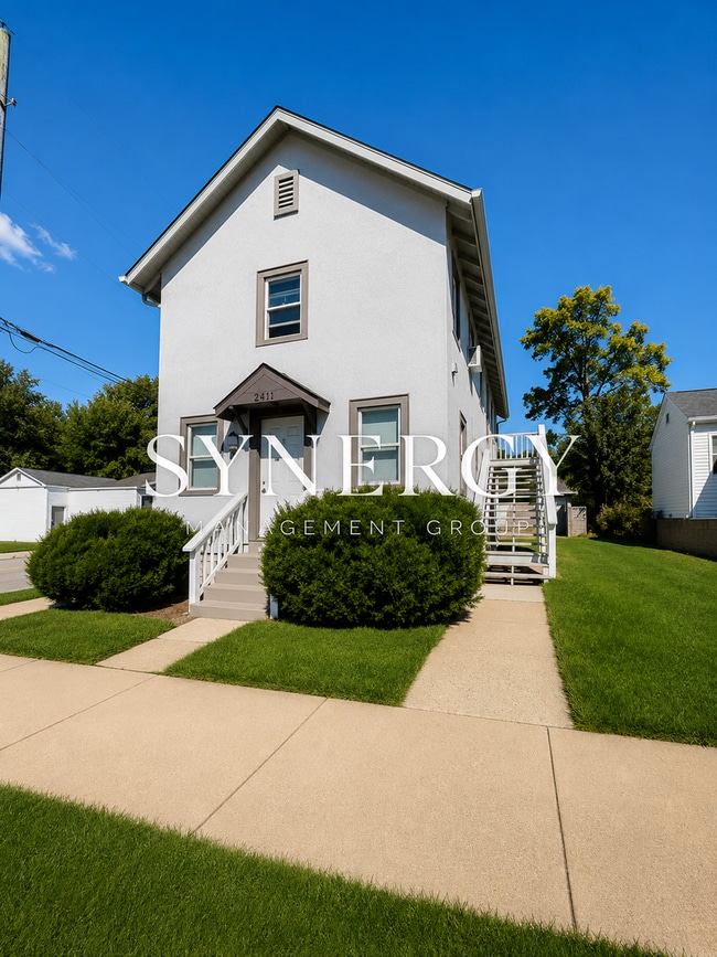 Building Photo - 2441 St Xavier St