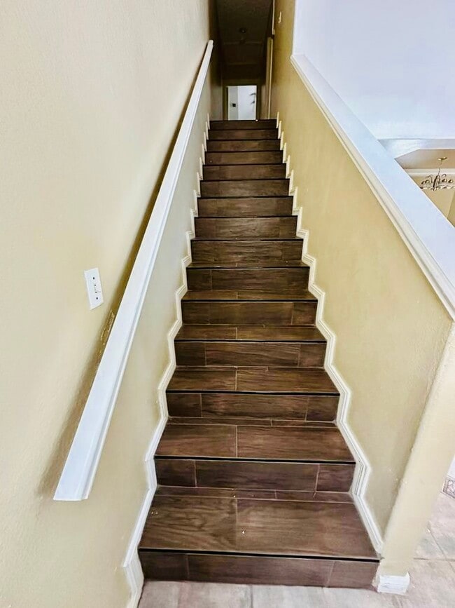 Building Photo - 2501 N I St