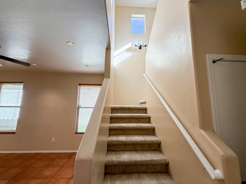 Building Photo - 2771 N Saramano Ln