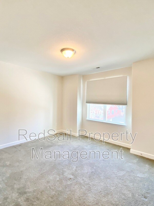 Building Photo - 2758 McKann Ave