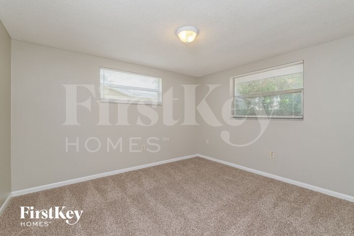 Building Photo - 8726 Cochise Ln