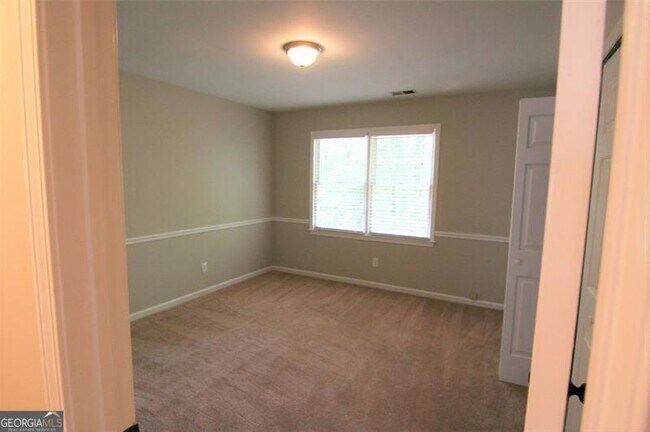 Building Photo - 3505 Sherborne Chase