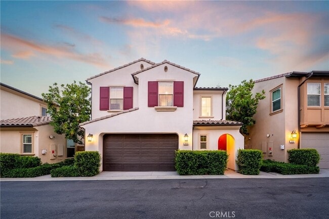 Building Photo - 210 Desert Bloom