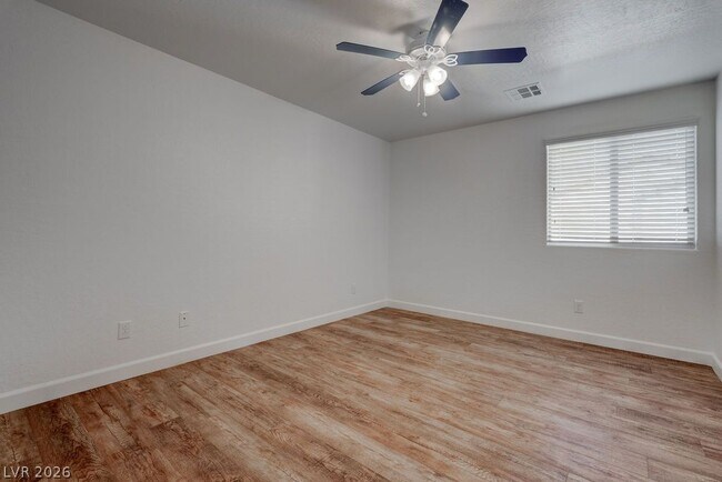 Building Photo - 7733 Lively Loom Ct