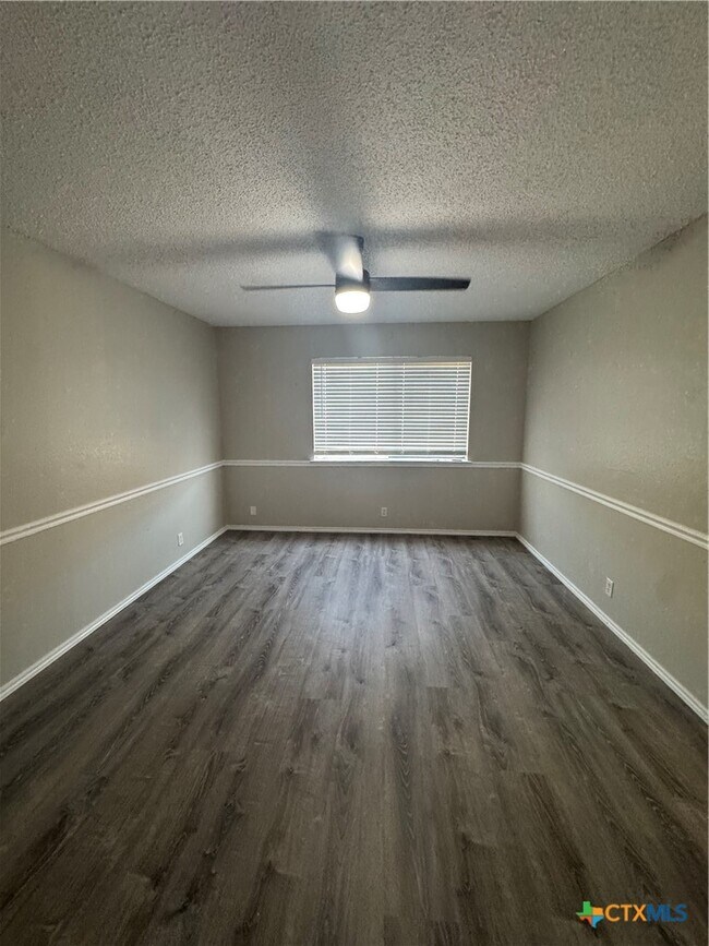 Building Photo - 2810 Daniel Boone Trail