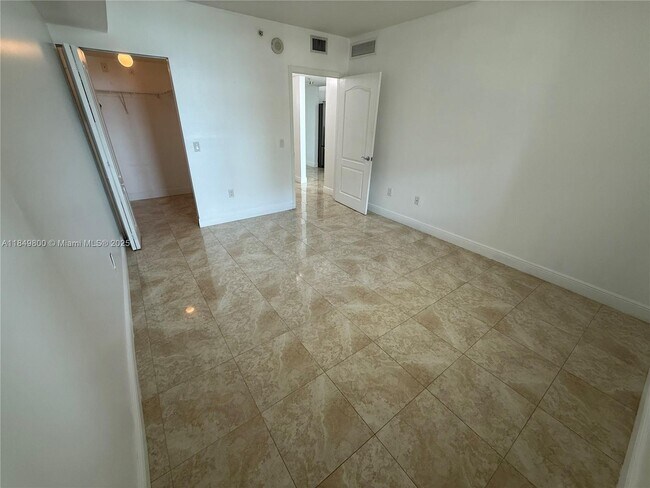 Building Photo - 117 NW 42nd Ave