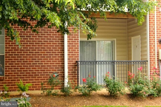 Building Photo - 1591 Spring Gate Dr.