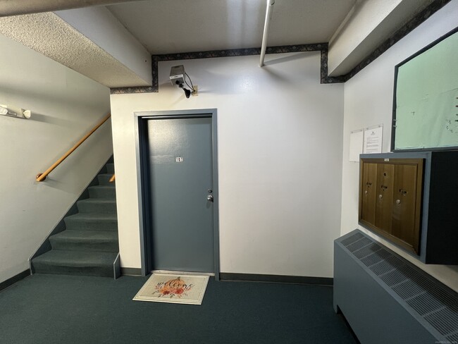 Building Photo - 74 Union Pl