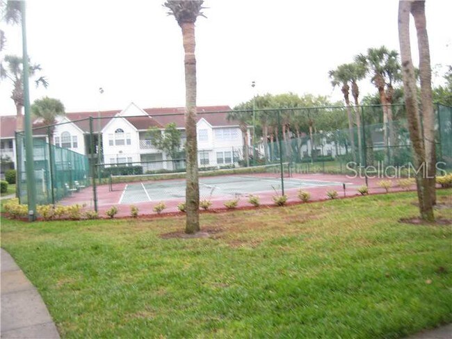 Building Photo - 11582 Westwood Blvd