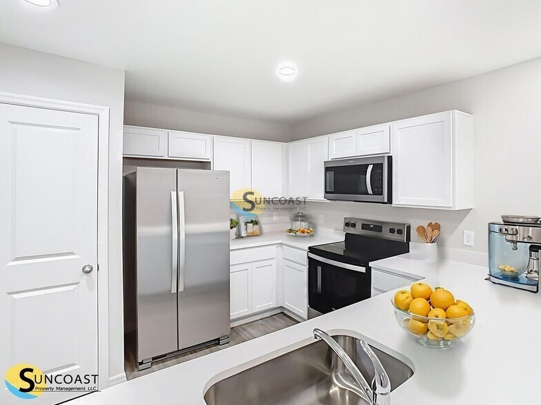 Building Photo - 3821 SW 43rd Ct