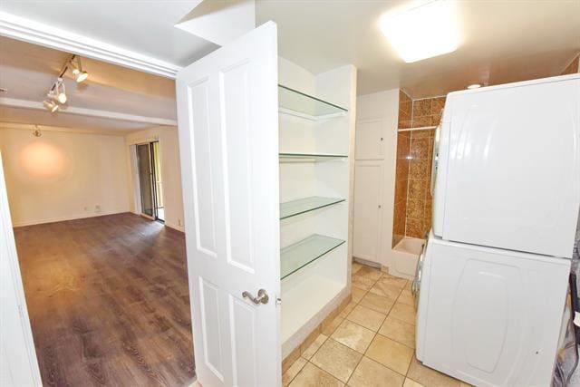 Building Photo - 4851 Cedar Springs Rd