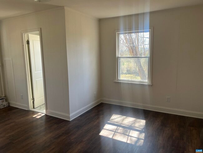 Building Photo - 1227 Blue Ridge Ave