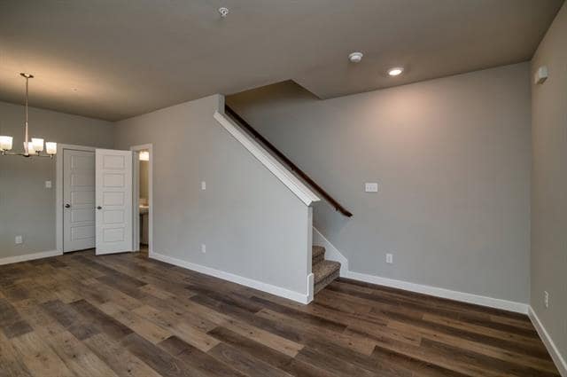 Building Photo - 735 Harvest Moon Dr