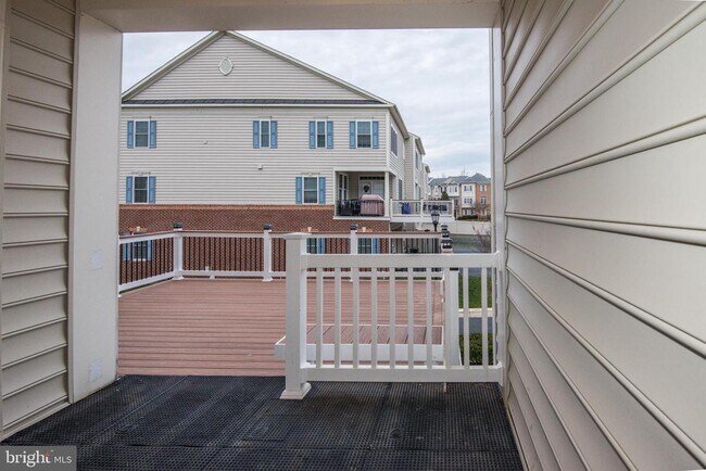 Building Photo - 24951 Avonlea Dr