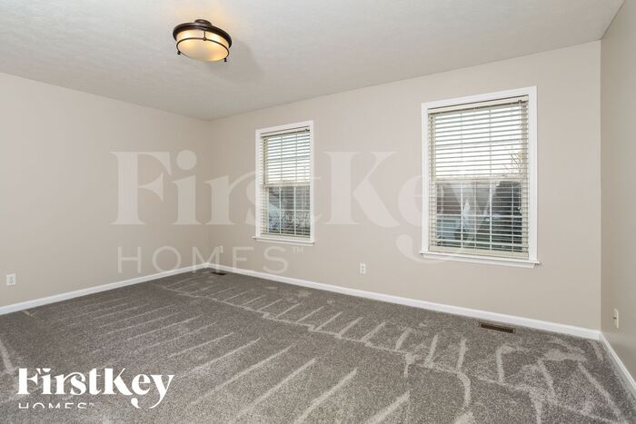 Building Photo - 410 Meadow Springs Dr