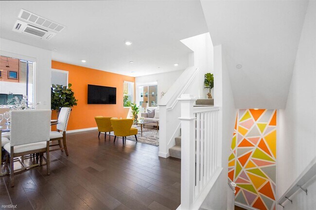 Building Photo - 3 br, 3 bath House - 5856 Cadence Avenue