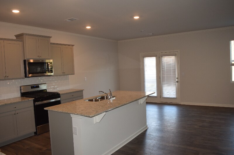 Building Photo - 4680 Trefoil Path