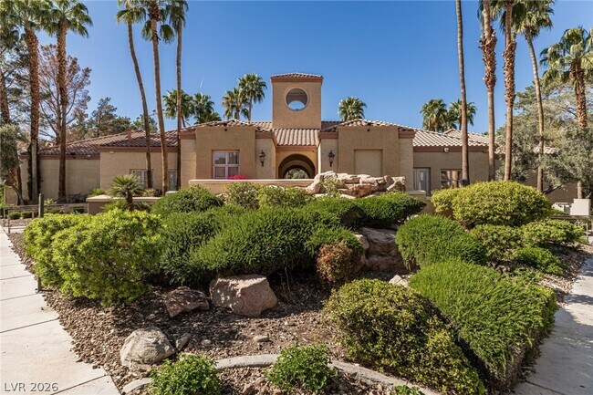 Building Photo - 210 E Flamingo Rd