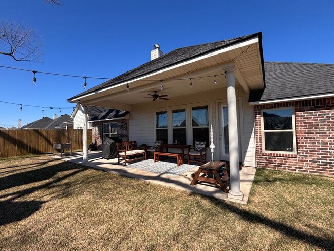 Building Photo - 224 Cullom Dr