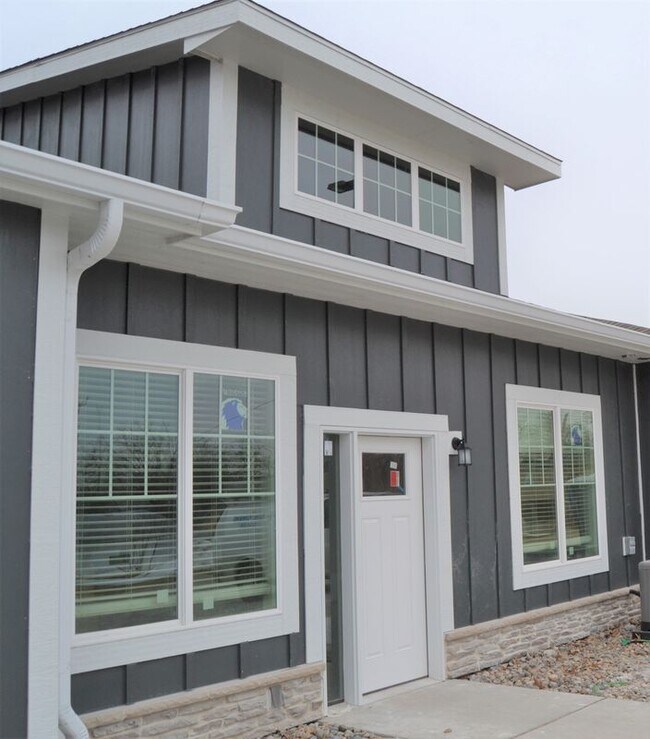 Building Photo - 802 Reed St