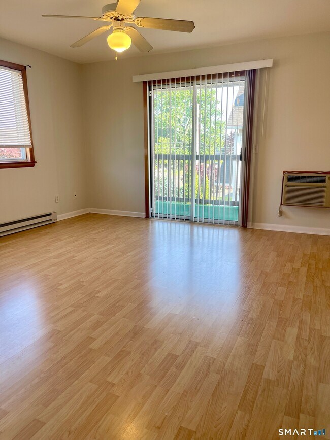 Building Photo - 31 Glenwood Ave