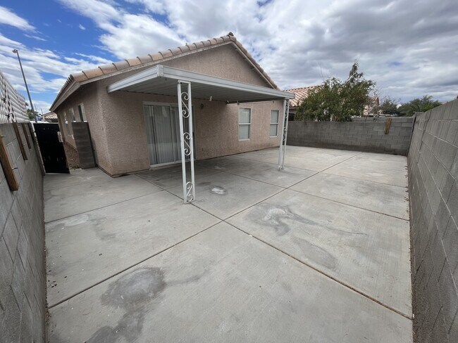 Building Photo - 5344 Dawes Ct