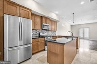 Building Photo - 2050 Frankford Ave