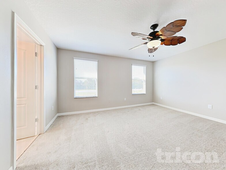 Building Photo - 4938 Reflecting Pond Cir