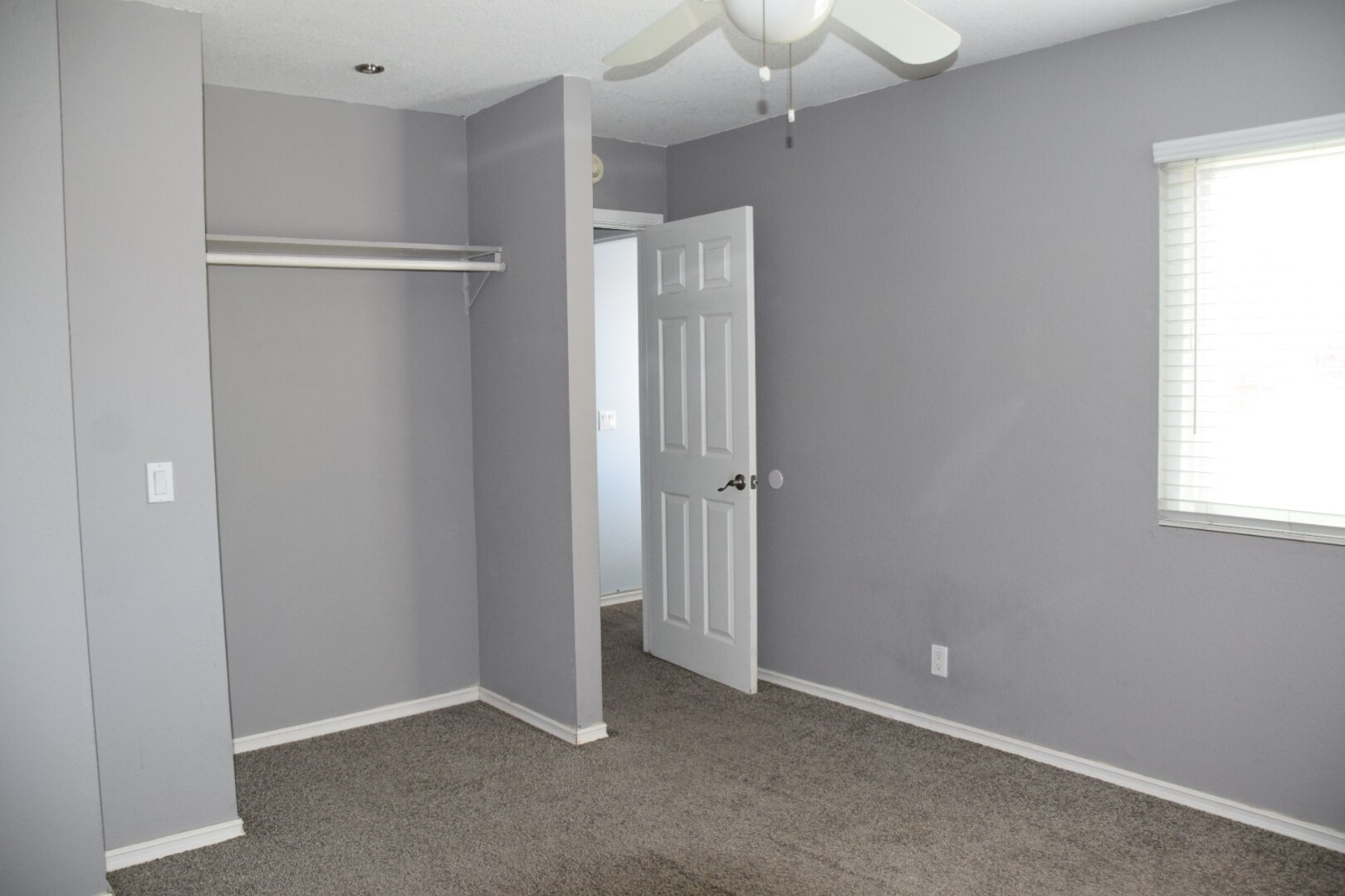 Building Photo - 44553 La Paz Rd