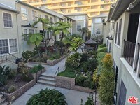 Building Photo - 8551 Holloway Dr