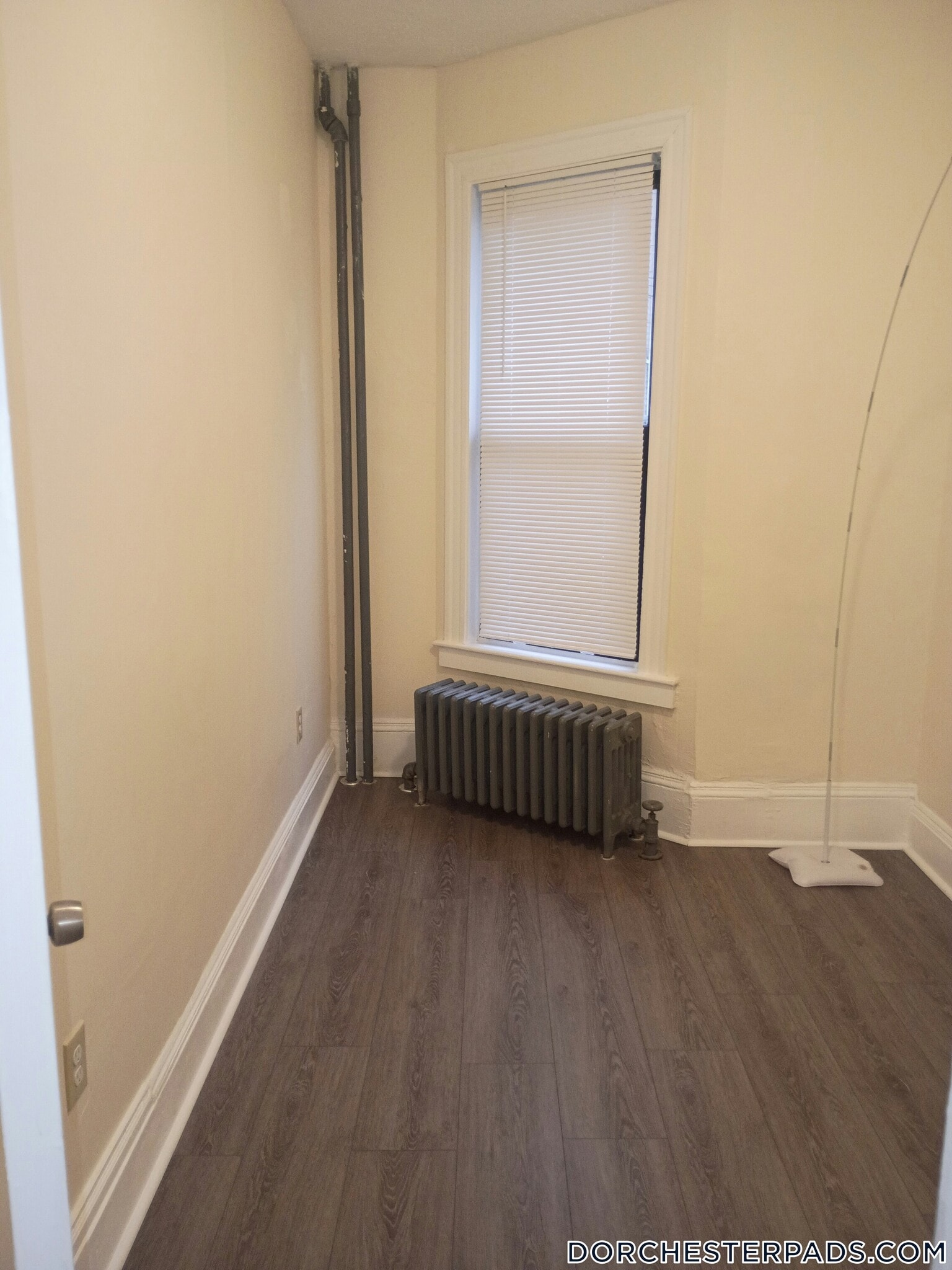 Building Photo - 81 Ruthven St