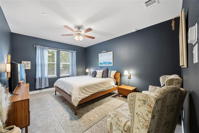 Building Photo - 7833 Bayside Dr