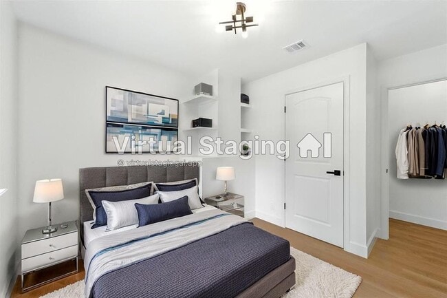 Building Photo - 8520 Bradford Dr