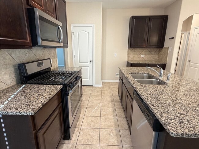 Building Photo - 2422 Concord Ter