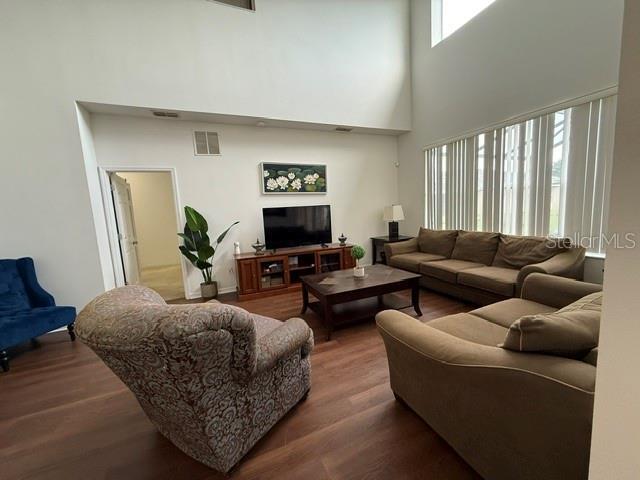 Building Photo - 1050 Tourmaline Dr
