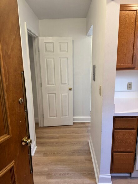 Building Photo - 111 Norway St