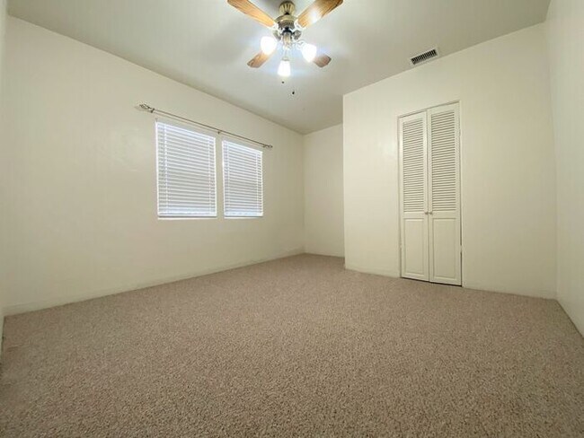 Building Photo - Beautiful 2BD/2BA Beach Home | Prime Missi...