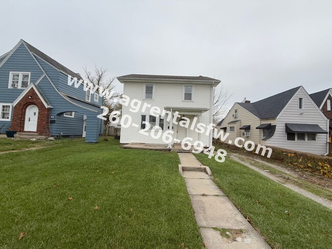 2 Bedroom House - Section 8 OK! - $300 of... - 2 Bedroom House - Section 8 OK! -  $300 of...