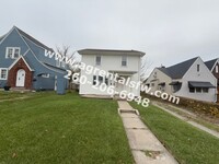 Building Photo - 2 Bedroom House - Section 8 OK! -  $300 of...