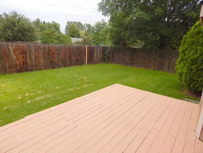 Building Photo - 718 Justice Dr